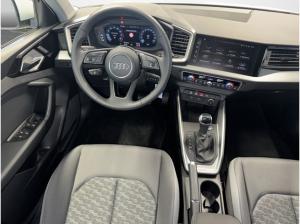 Audi A1 S line 25 TFSI 70(95) kW(PS) S tronic*S-Line*LED