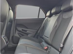 Volkswagen T-Roc 1.5 eTSI DSG R-Line+AHK+WR+NAVI+5JAHREGARA