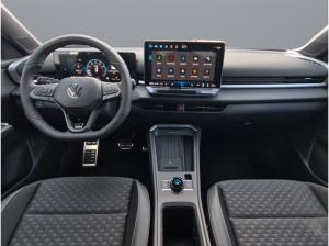 Volkswagen T-Roc 1.5 eTSI DSG R-Line+AHK+WR+NAVI+5JAHREGARA