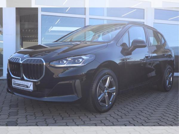 BMW 220 i Active Tourer/AHK/RFK/Komfortzugang/Adapt. LED/Fernlichtassistent/Active Guard/ISOFIX