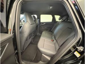 Audi Q4 e-tron SUV performance - S line, AHK, Sportsitze, 20 Zoll, Tech