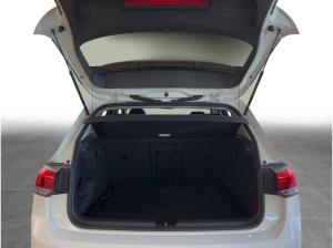 Volkswagen Golf VIII 1.5 TSI Style Navi LED SHZ ACC PDC