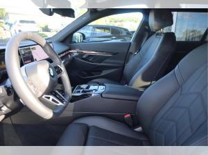BMW 520 d Touring M-Sport/360°/ACC/Head-Up/AHK/Pano./HK/Standhzg./Klimat.Sitze/Lenkradhzg./Shz.hinten/e.Sitz