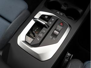 BMW 120 PANO AdLED KoZg SpSitze SpieglP ParkA S-Glas *Mehrere Farben Verfügbar*