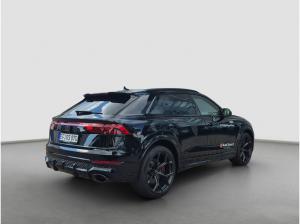 Audi RS Q8 (4MT)
