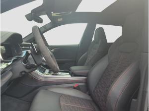Audi RS Q8 (4MT)