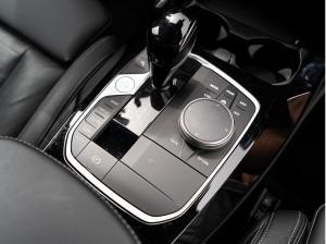 BMW X4 M40i PANO AHK ACC Laser HuD H&K Sitzlüf 360° saphirschwarz / brooklyngrau