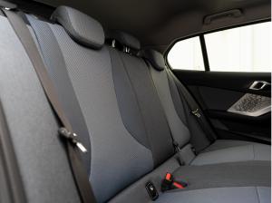 BMW 120 PANO AdLED KoZg SpSitze SpieglP ParkA S-Glas *Mehrere Farben Verfügbar*
