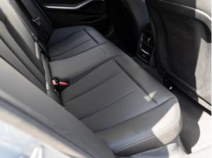BMW 318 d Tour M-Sport AHK ACC KoZg Wireless S-Glas Schwarz / Grau