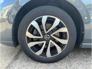 Volkswagen Golf VIII 1.5 TSI "ACTIVE" Navi Standhzg PDC SHZ