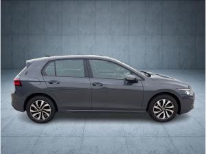 Volkswagen Golf Life 2.0 TDI DSG CARPLAY ACC MATRIX NAVI