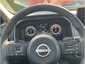 Nissan Qashqai 1.3 DIG-T AT- N-Connecta mit Winter Paket