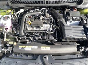Volkswagen Taigo R-Line IQ.LIGHT ACC NAVI KAMERA AHK GJR SHZ *SOFORT VERFÜGBAR* - 09.10.26 - NR