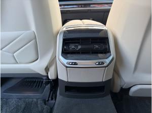 BMW i7 xDrive60 M Sport 31 Zoll Display hinten,AHK,MASSAGE+SITZLÜFTUNG,BOWER&WILKINS SOUND,ACC,360 GRAD KAM