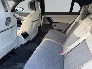 BMW i7 xDrive60 M Sport 31 Zoll Display hinten,AHK,MASSAGE+SITZLÜFTUNG,BOWER&WILKINS SOUND,ACC,360 GRAD KAM