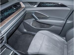 Volkswagen Tayron 1.5 TSI eHybrid Elegance DCC 360°Kamera