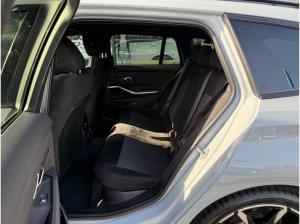 BMW 330 d xDrive Touring M Sport PRO //Stop&Go HeadUp