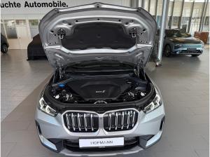 BMW iX1 xDrive 30 -sofort verfügbar- Premium Selection