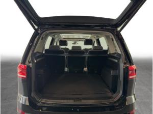 Volkswagen Touran 1.5TSI DSG R-Line Highline STHZG P-DACH 7-Sitze AHK