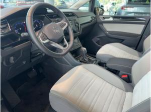 Volkswagen Touran 1.5TSI DSG R-Line Highline STHZG P-DACH 7-Sitze AHK