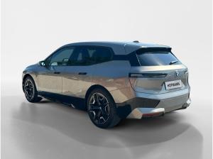 BMW ix xDrive40 Sportpaket AHK+Laser -sofort verfügbar-