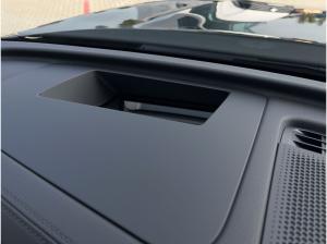 Volkswagen Tiguan R-Line 1,5 l eHybrid DSG,Kamera,HUD,AHK