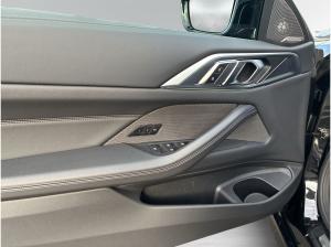 BMW M440i xDrive Cabrio LEDER,ACC,H/K SOUND,360 GRAD KAMERA,HUD,NACKENWÄRMER,19 ZOLL