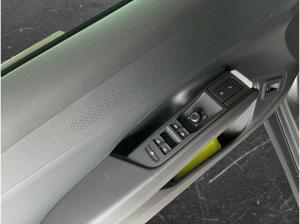Volkswagen T-Roc 1.5 eTSI R-Line AHK LED HUD Navi Kamera Area View 19 Zoll