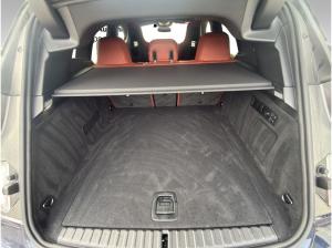BMW ix M70 xDrive M Sportpaket Luftfederung Bowers & Wilkins uvm.