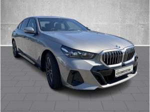 BMW 520 d Lim. M-SPORT LED HuD CarPlay SoundSystem etc.