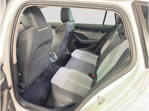 Skoda Octavia Combi 2.0 TDI DSG Tour