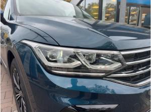 Volkswagen Tiguan 1.5 TSI DSG Elegance Navi LED SHZ ACC PDC