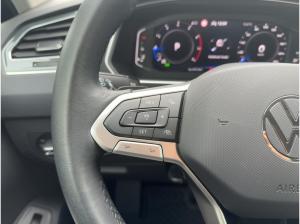 Volkswagen Tiguan 1.5 TSI DSG Elegance Navi LED SHZ ACC PDC