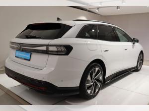 Volkswagen ID.7 Tourer Pro AHK TravelAssist Wärmepumpe EasyOpen