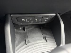 Kia K4 1.6 T-GDI 110 kW DCT Spirit DriveWise Sound