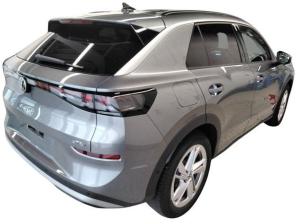 Volkswagen T-Roc Life 1.5 eTSI DSG - LED Plus ACC CarPlay SHZ PDC Rear View Keyless Navi