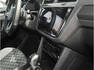 Volkswagen Tiguan 2.0 TSI 4M R-line Pano Matrix AHK Kamera