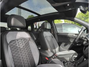 Volkswagen Tiguan 2.0 TSI 4M R-line Pano Matrix AHK Kamera