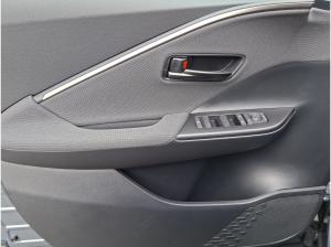 Toyota C-HR 140 PS Hybrid Teamplayer inkl. Technik-Paket im Auto Abo (Wartung & Verschleiß / Versicherung / Allw