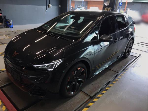 Cupra Born