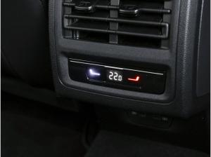 Volkswagen Golf VIII 1.5 TSI Energy Navi Kamera SideAssist ACC