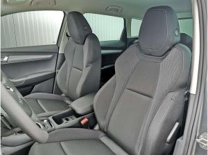 Skoda Karoq Selection NAVI LED ACC PDC SHZ AHK