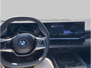 BMW 520 d xDrive Touring Navi LED Head Up etc.