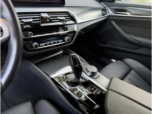BMW 530 e Touring M SPORT*LASER*HUD*SHZ*DR.ASS*
