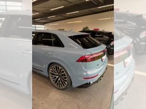Audi Q8 (4MT)