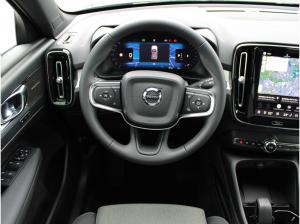 Volvo XC40 Plus Black Edition 2WD /SHZ+LHZ/360°CAM/H&K/