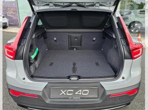 Volvo XC40 Plus Black Edition 2WD /SHZ+LHZ/360°CAM/H&K/