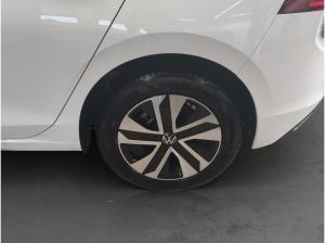 Volkswagen Golf 8 1.5 eTSI DSG Energy LED NAVI ACC SIDEASS PDC KAMERA SHZ