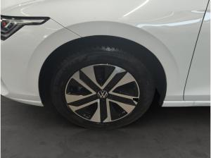 Volkswagen Golf 8 1.5 eTSI DSG Energy LED NAVI ACC SIDEASS PDC KAMERA SHZ