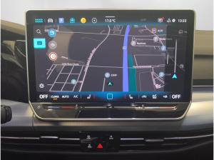 Volkswagen Golf 8 1.5 eTSI DSG Energy LED NAVI ACC SIDEASS PDC KAMERA SHZ